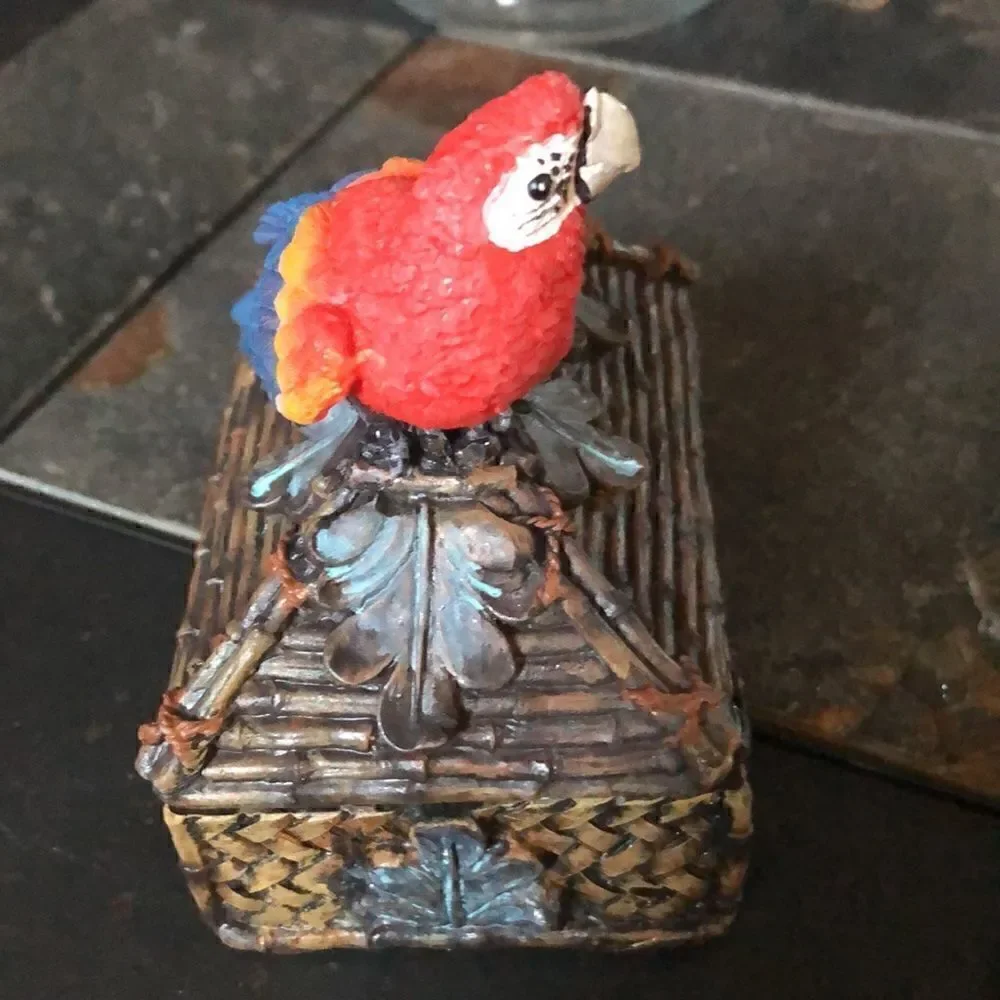 Resin Trinket Box Faux Bamboo With Parrot on Top Tropical Decor 5